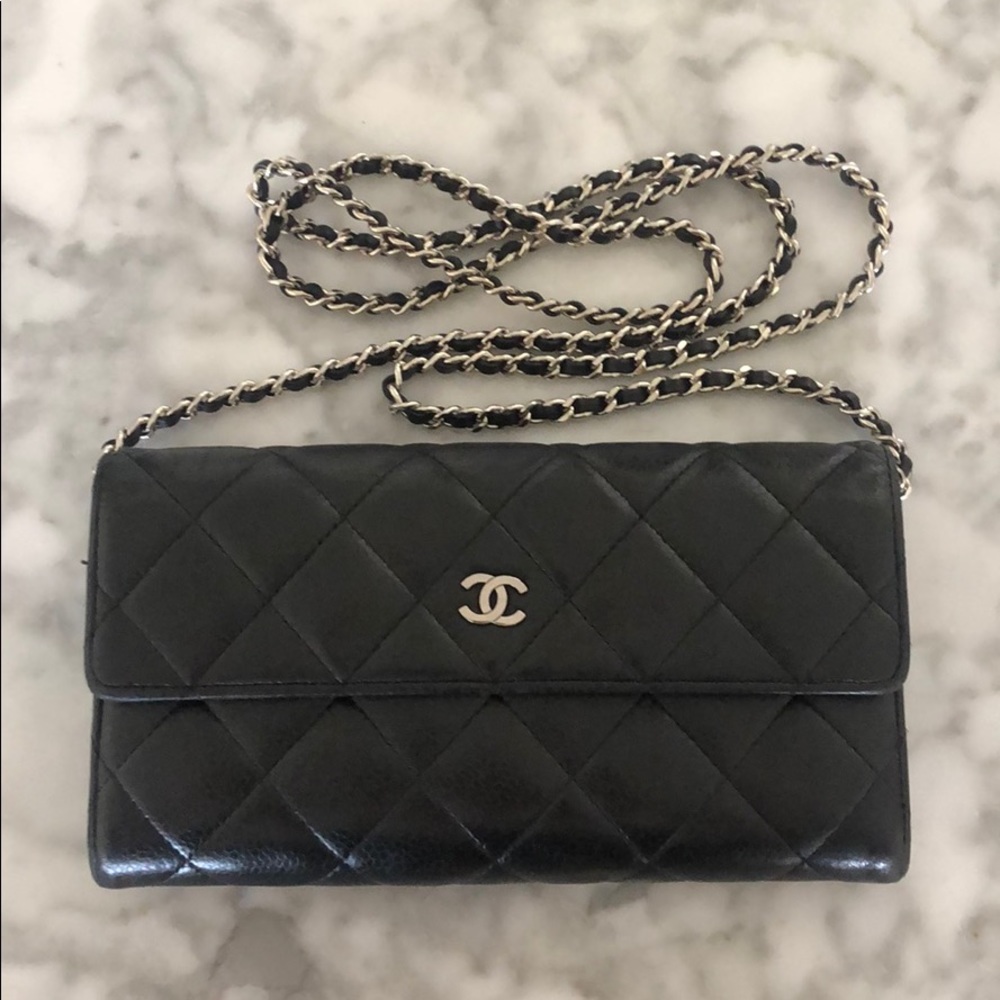 Chanel wallet on chain